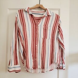 Maurices Red and Blue Casual Button Down Shirt